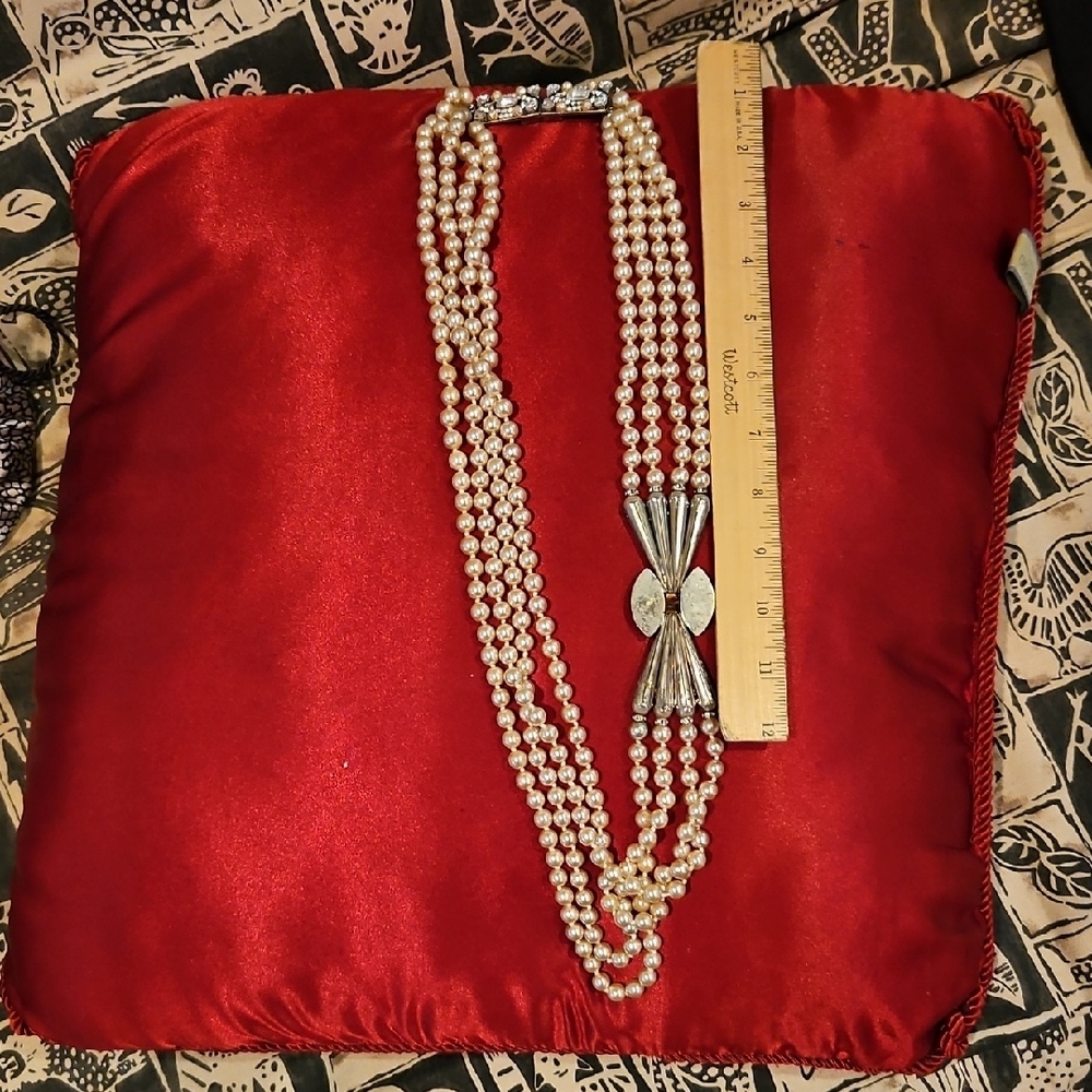 Rare Vintage 1950s Triple-Strand Pearl Necklace - Estate Piece - Picture 7 of 8